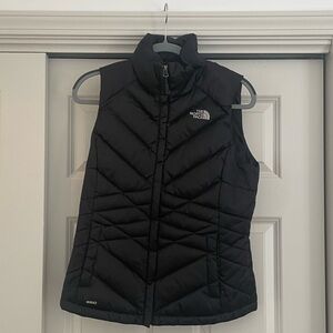 North Face 550 Black Vest